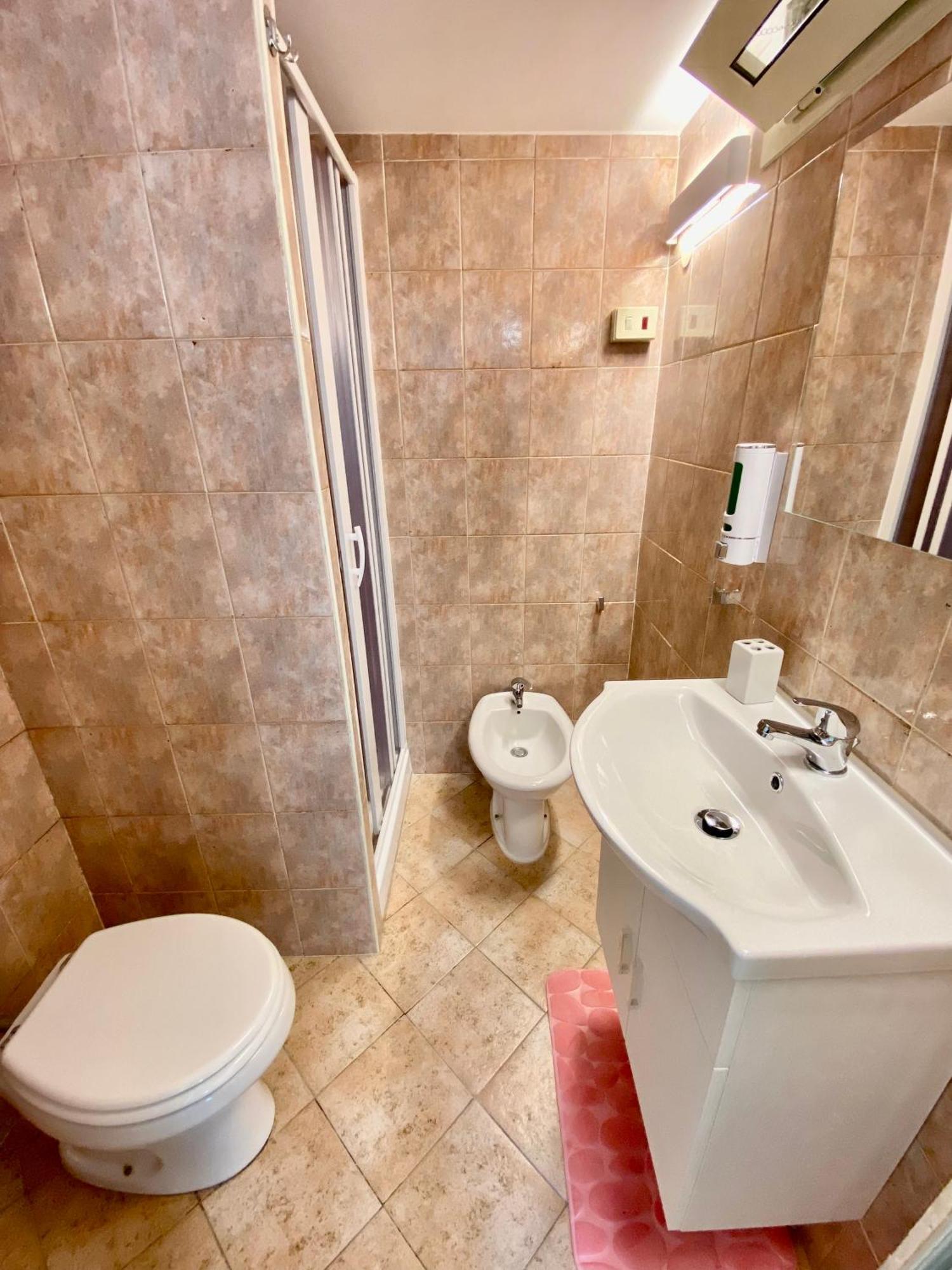 Blu Airport Room Fiumicino Exterior photo